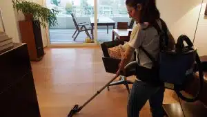 Warum eine Putzfrau glücklich macht